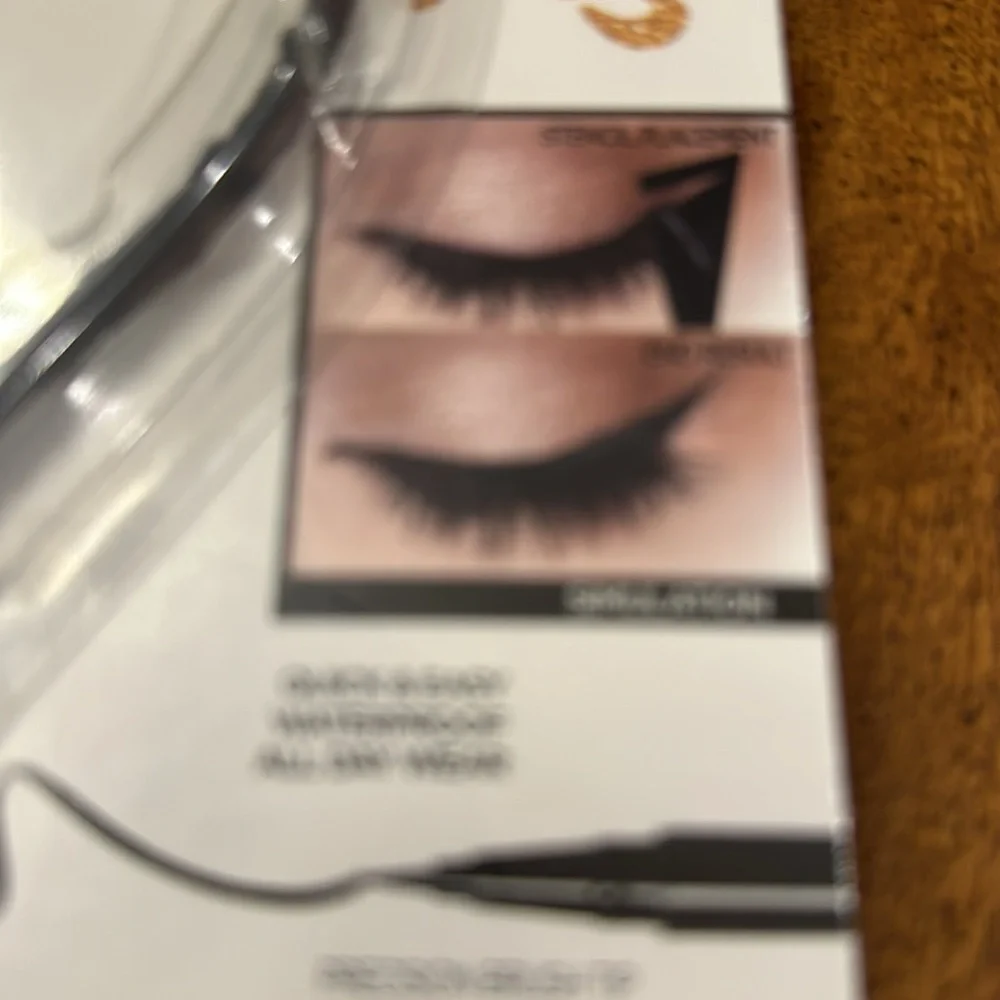 Loreal Flash Cat Eye Liquid Eyeliner with Stencil & Cat Ears Headband Two Kits